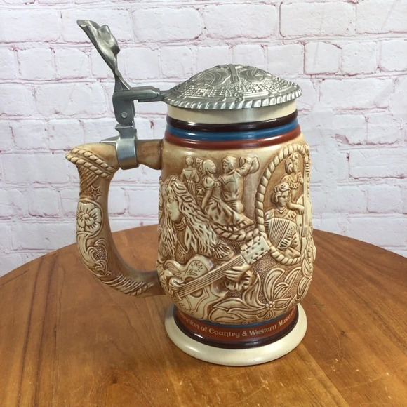 Vintage Avon 1994 Country & Western Music Ceramic Lidded Stein - Made in Brazil - Picture 3 of 10